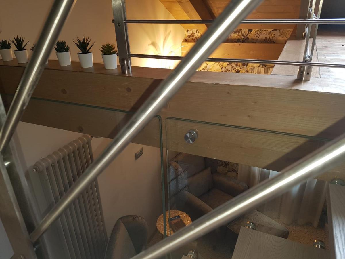 Ca' Cappello Venice Apartment 2 With Canal View المظهر الخارجي الصورة