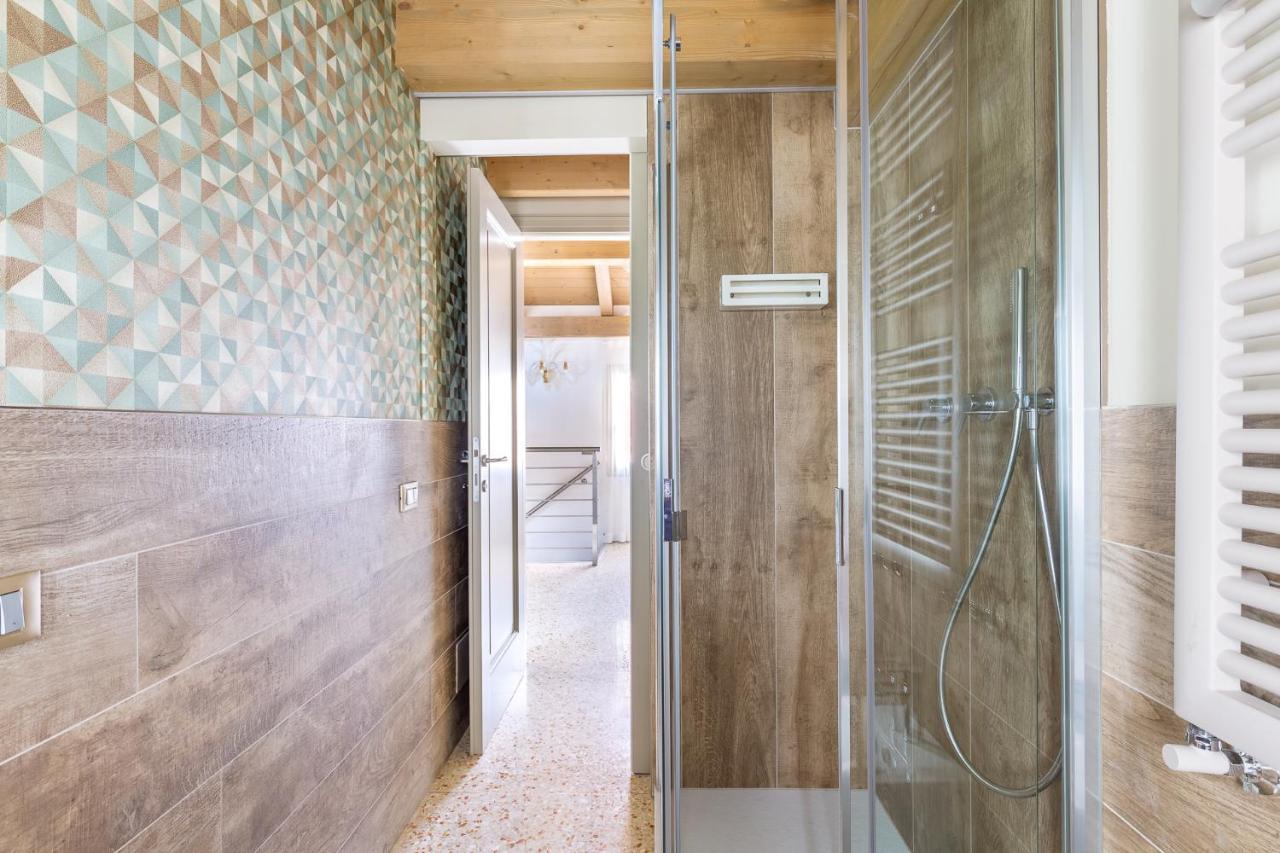 Ca' Cappello Venice Apartment 2 With Canal View المظهر الخارجي الصورة